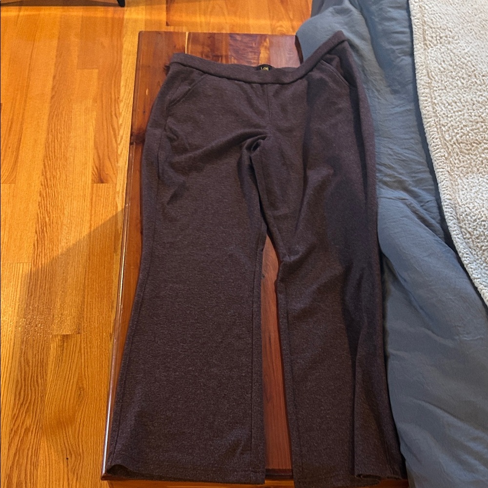 Lee Women's Dark burgundy Flare Pants